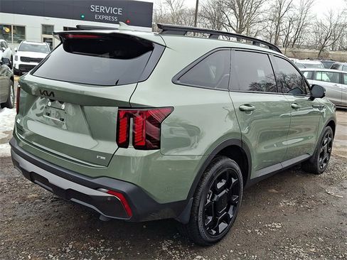 Certified 2025 Kia Sorento SX image 6