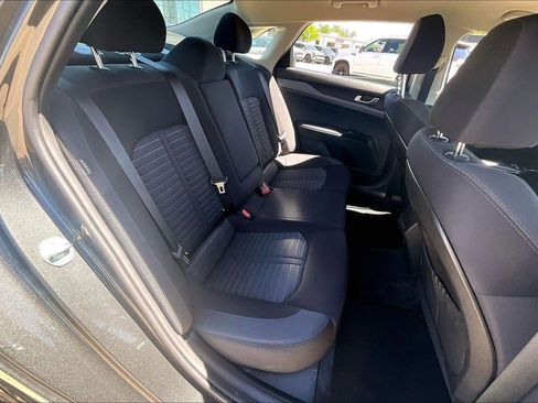 Used 2025 Kia K5 LXS FWD image 25