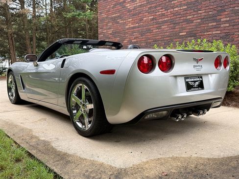 Used 2008 Chevrolet Corvette Convertible w/ Preferred Equipment Group RWD image 24