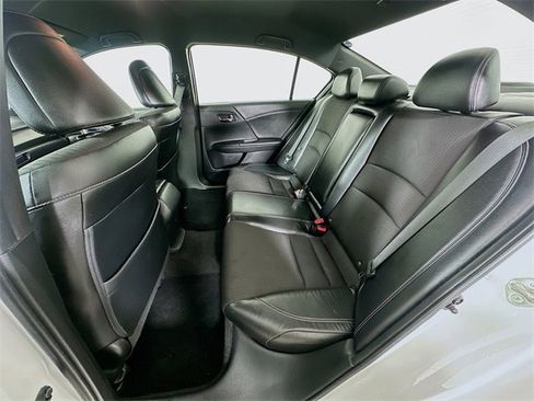 Used 2016 Honda Accord Sport image 26