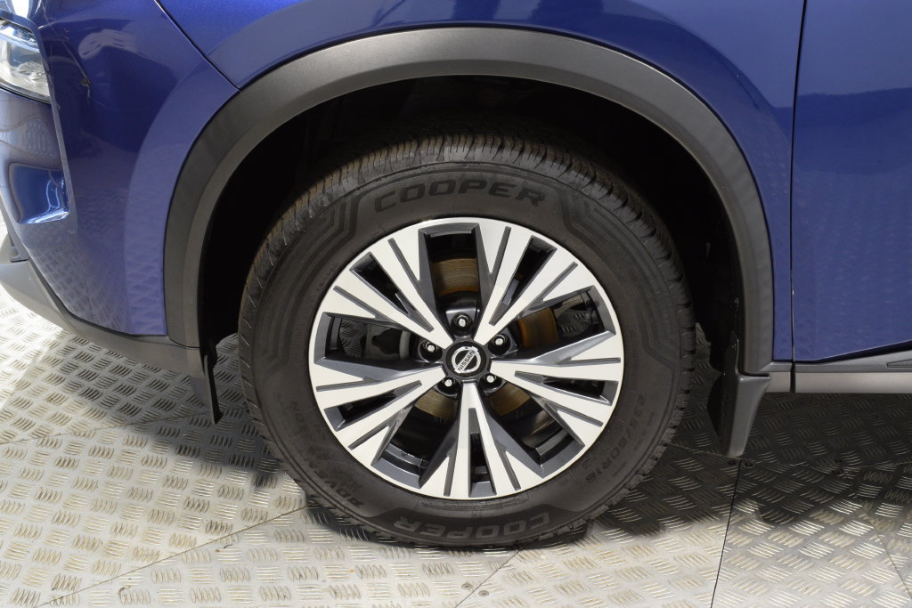 Used 2021 Nissan Rogue SV AWD/4WD image 35