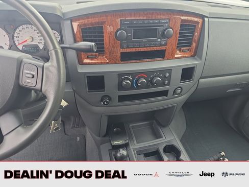 Used 2006 Dodge Ram 2500 Truck SLT w/ Quad Cab Big Horn Value Group image 18