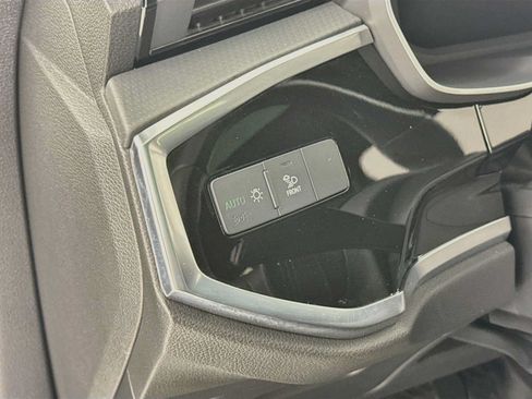 Used 2023 Audi Q3 2.0T Premium Plus AWD/4WD image 14