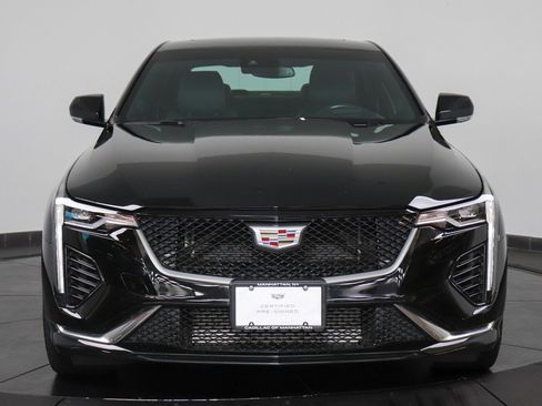 Used 2021 Cadillac CT4 Sport image 8