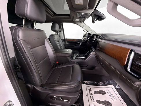 Used 2024 GMC Sierra 2500 Denali w/ Technology Package image 26