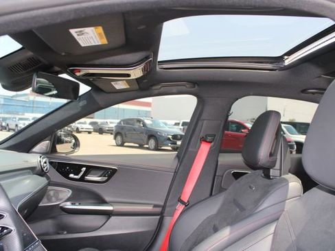 Used 2025 Mercedes-Benz C 43 AMG 4MATIC Sedan image 40