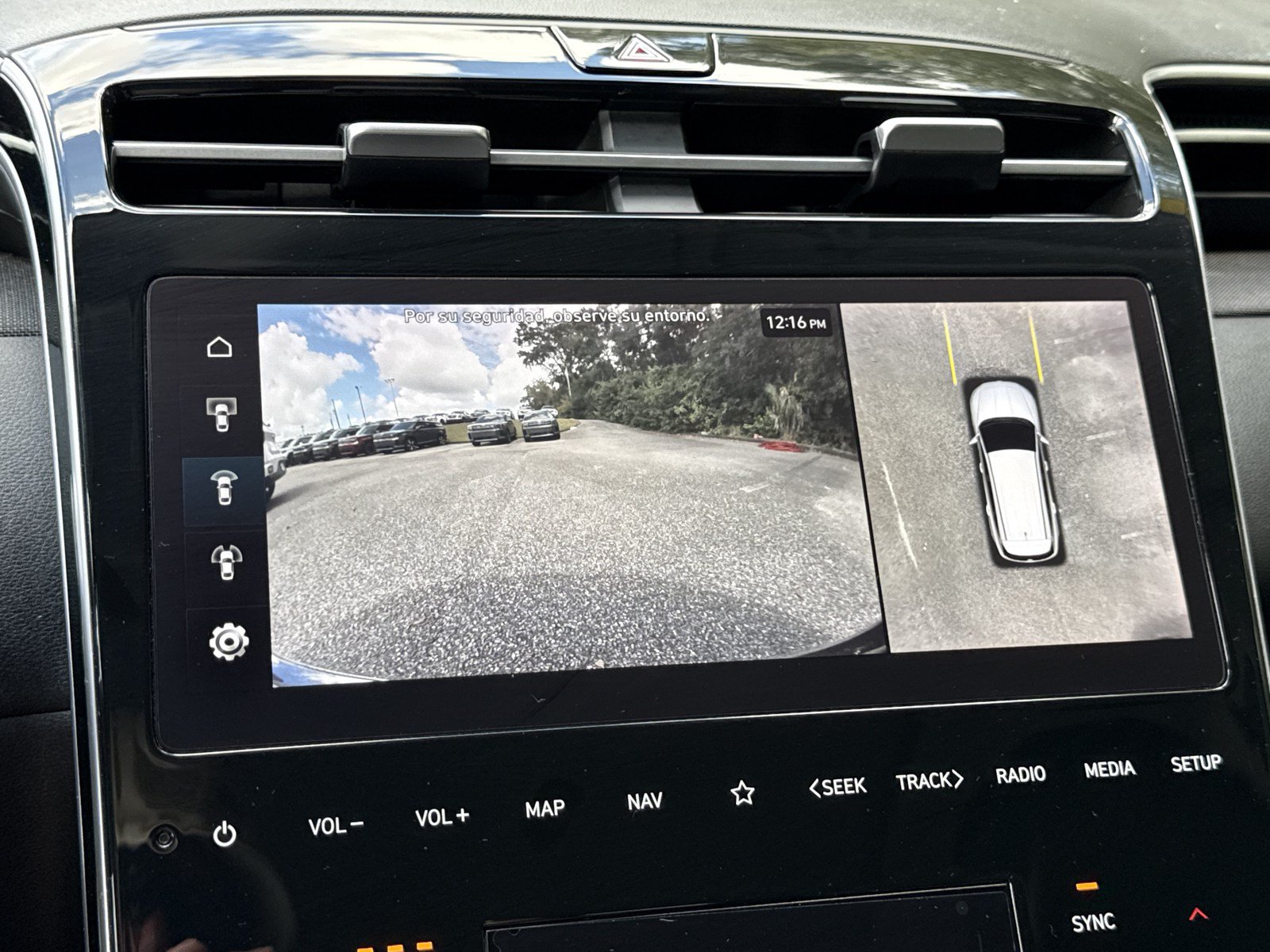 Certified 2024 Hyundai Tucson Limited FWD image 28
