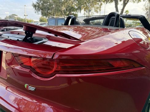 Used 2015 Jaguar F-TYPE S image 19