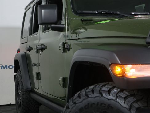 Used 2021 Jeep Wrangler Unlimited Sport image 3