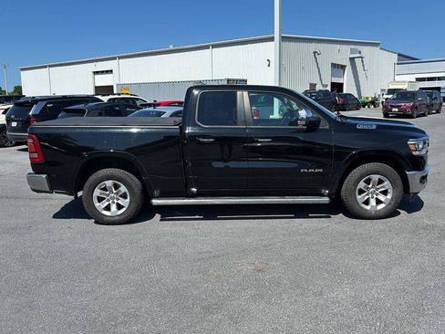 Used 2019 RAM 1500 Laramie AWD/4WD image 2