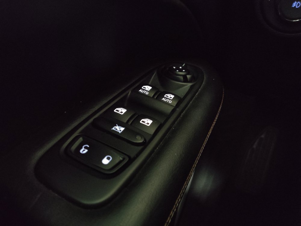 Used 2020 Jeep Compass Latitude AWD/4WD image 27