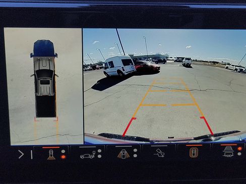 Used 2024 GMC Sierra 2500 Denali w/ Technology Package image 14