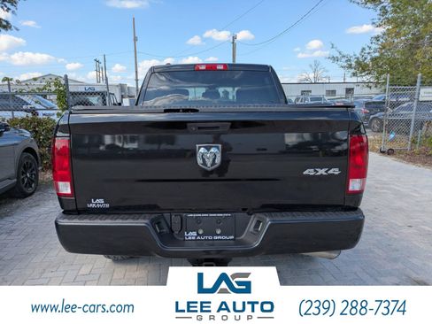 Used 2019 RAM 1500 Express AWD/4WD image 4
