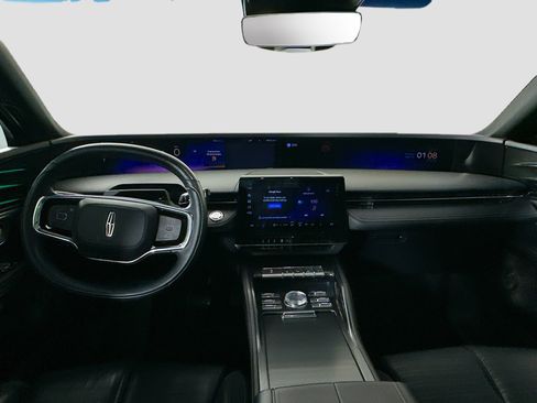 Used 2024 Lincoln Nautilus Reserve w/ Equipment Group 203A AWD/4WD image 27