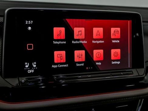 Certified 2025 Volkswagen Atlas Cross Sport SEL R-Line image 18