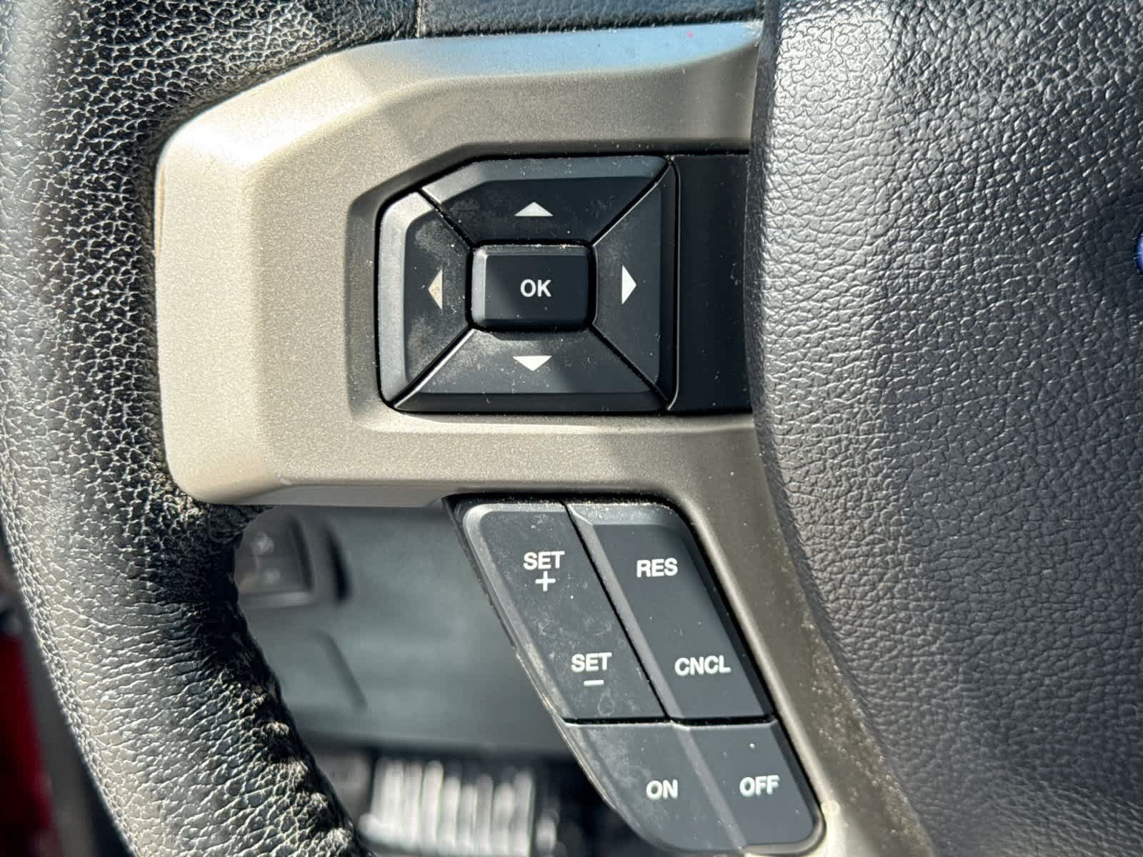 Used 2016 Ford F150 Lariat w/ Equipment Group 502A Luxury AWD/4WD image 28