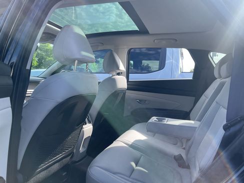 Used 2025 Hyundai Tucson Limited image 4