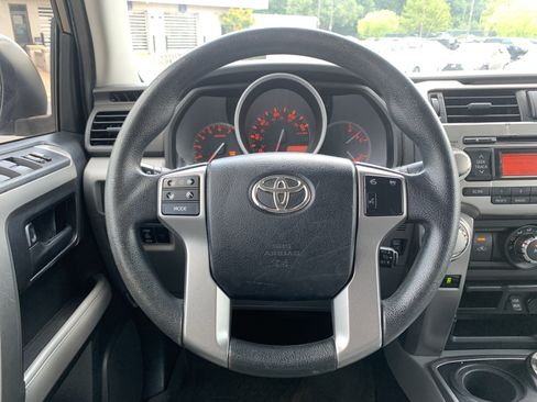 Used 2013 Toyota 4Runner SR5 w/ Convenience Pkg AWD/4WD image 17
