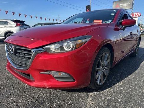 Used 2018 MAZDA MAZDA3 Touring FWD image 3