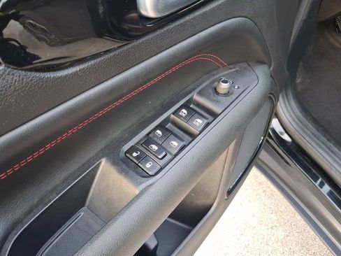 Used 2024 Jeep Compass Trailhawk AWD/4WD image 16