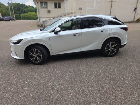 Certified 2023 Lexus RX 350 Premium w/ Cold Area Package AWD/4WD image 3