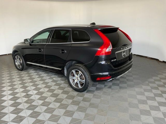 Used 2015 Volvo XC60 T6 Platinum w/ Protection Package AWD/4WD image 10