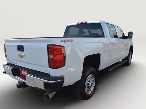 Used 2017 Chevrolet Silverado 2500 LT w/ LT Convenience Package image 7