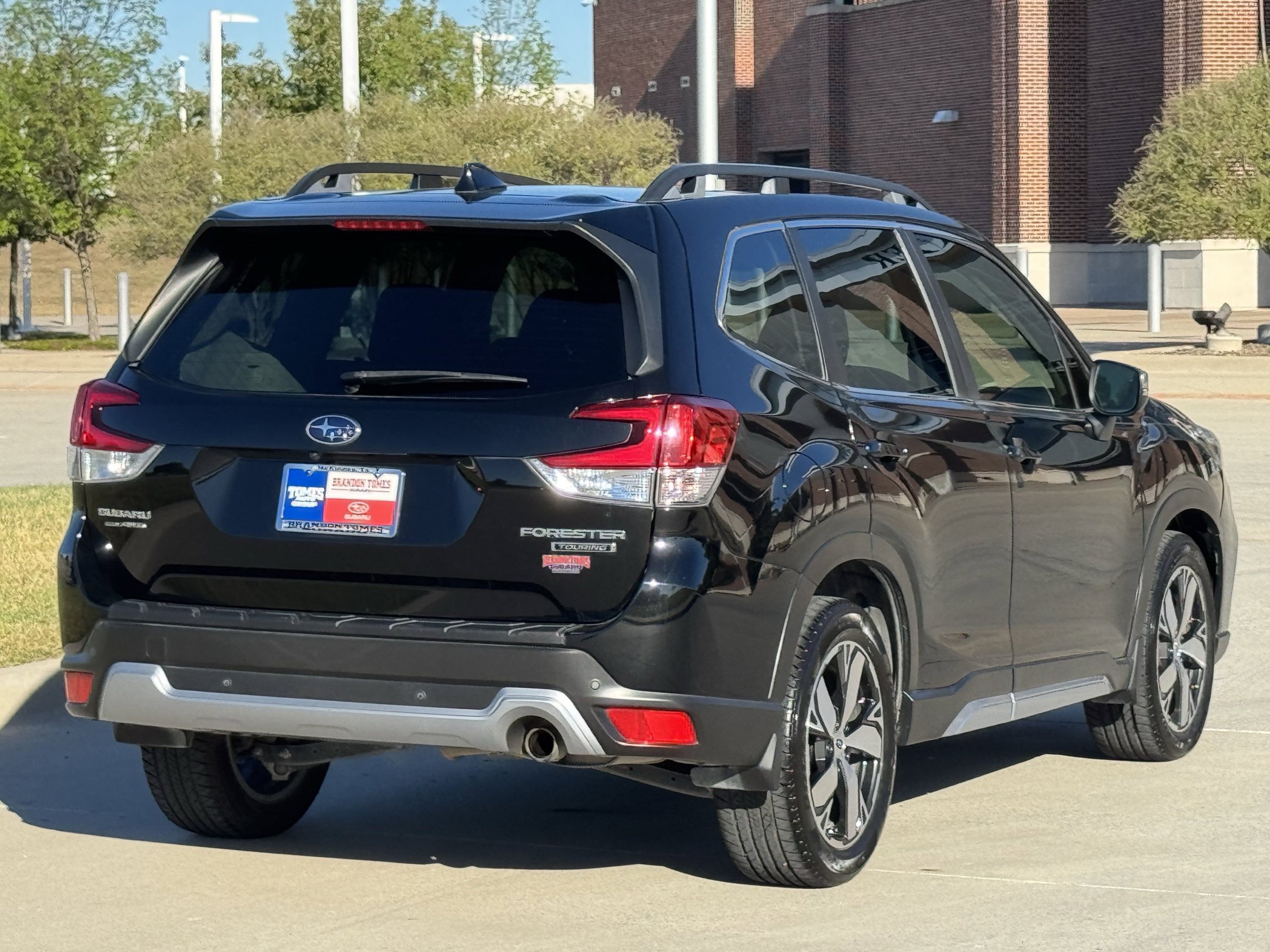 Used 2021 Subaru Forester Touring w/ Popular Package #2 AWD/4WD image 4