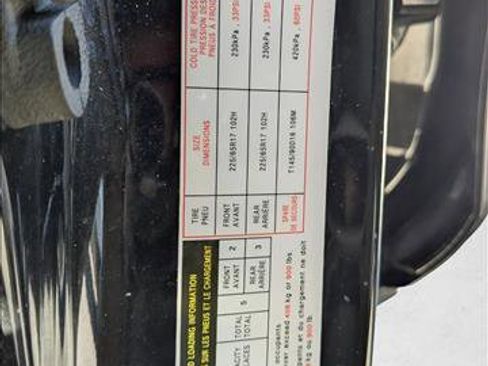 Used 2018 Nissan Rogue S image 15