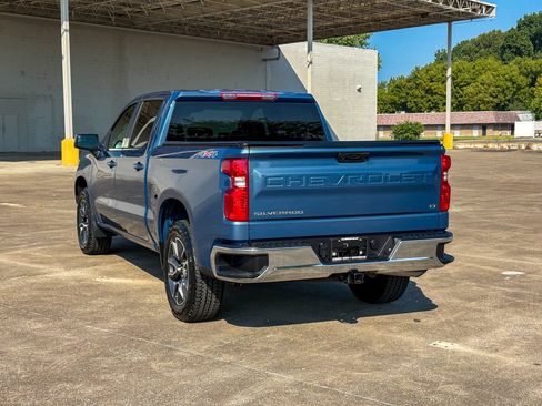 Used 2024 Chevrolet Silverado 1500 LT AWD/4WD image 8
