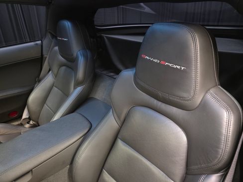 Used 2013 Chevrolet Corvette Grand Sport w/ 2LT Preferred Equipment Group RWD image 21