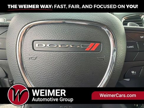 Used 2019 Dodge Durango R/T w/ Technology Group AWD/4WD image 39