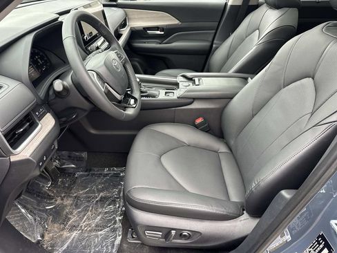 New 2026 Toyota Grand Highlander Limited image 20