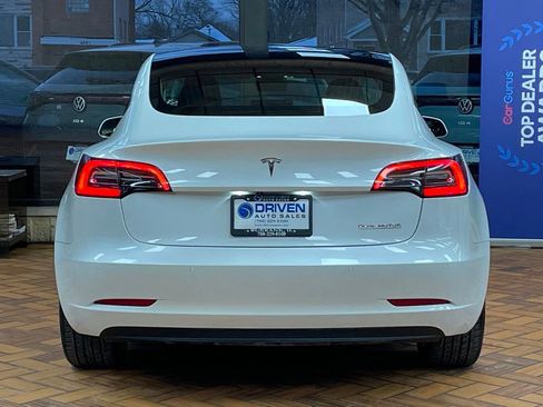 Used 2020 Tesla Model 3 Performance image 9