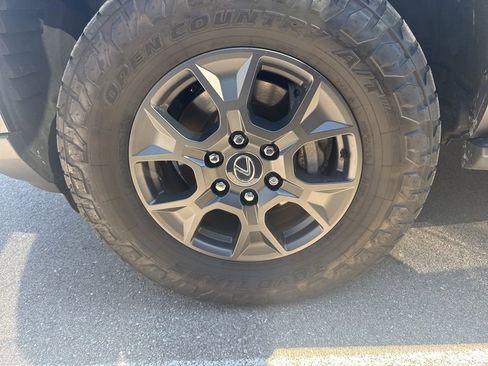 Used 2024 Lexus GX 550 image 28