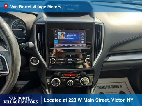 Used 2019 Subaru Forester Premium AWD/4WD image 18