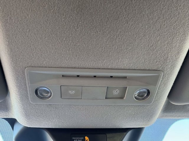 Used 2025 Nissan Kicks SV FWD image 37
