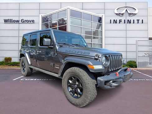 Used 2019 Jeep Wrangler Unlimited Sahara w/ Quick Order Package 24M Moab AWD/4WD image 1