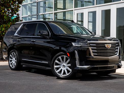 Used 2021 Cadillac Escalade Premium Luxury Platinum RWD image 25