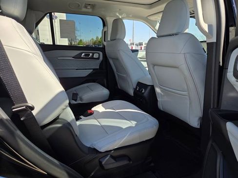 New 2026 Ford Explorer Platinum w/ LUX Leather Package image 45