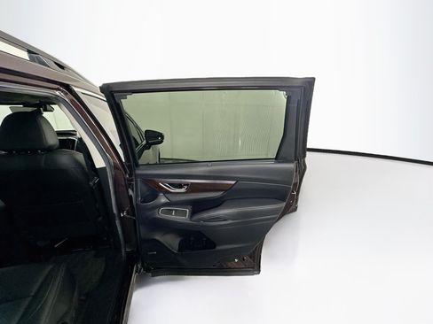 Used 2024 Subaru Ascent Touring AWD/4WD image 33