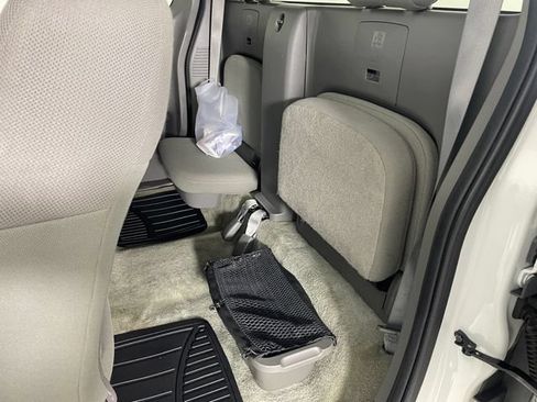 Used 2015 Nissan Frontier S RWD image 16