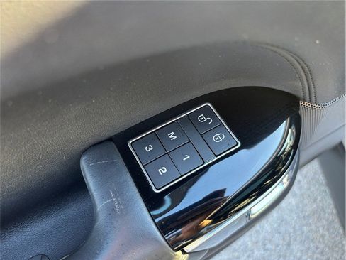 Used 2019 Land Rover Range Rover Sport HSE AWD/4WD image 24