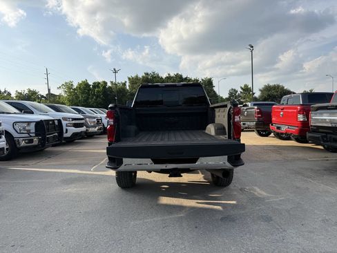 Used 2021 Chevrolet Silverado 2500 LTZ w/ LTZ Convenience Package AWD/4WD image 38