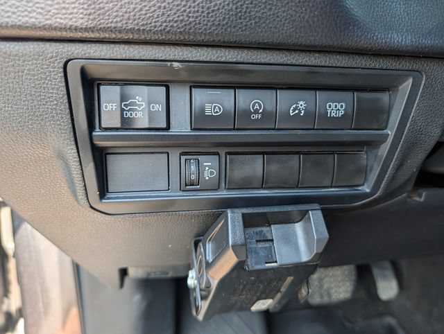Used 2022 Toyota Tundra SR w/ SR Tow Package RWD image 16
