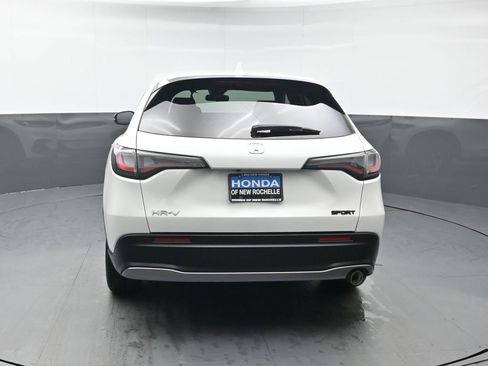 Used 2024 Honda HR-V Sport image 5