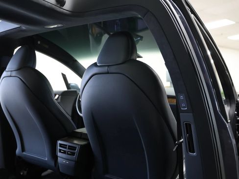 Used 2020 Tesla Model X Long Range AWD/4WD image 43