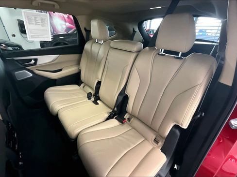 Used 2025 Acura MDX SH-AWD w/ Technology Package image 27