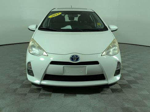 Used 2013 Toyota Prius C Three FWD image 8