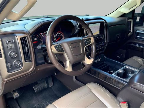 Used 2015 GMC Sierra 2500 Denali w/ Duramax Plus Package AWD/4WD image 16
